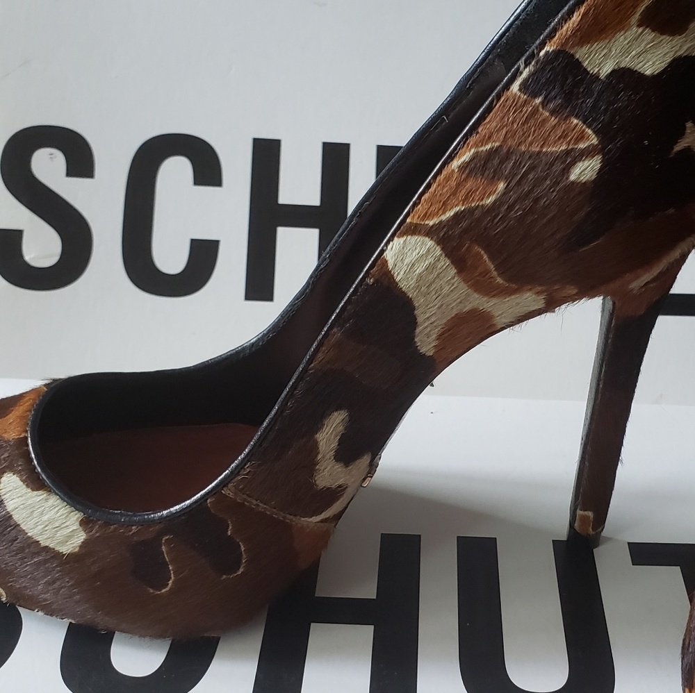 Schutz Camouflage pumps